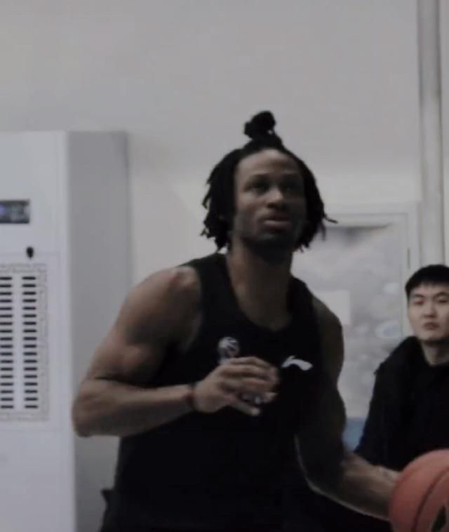 刑警队长爱上男警察小说