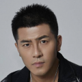 男生吃女生的胸视频